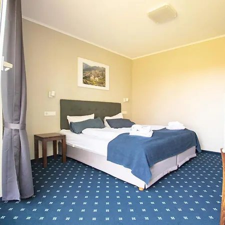 Hotel El Capitan Naehe Movie Park 3*