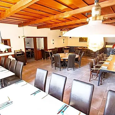 Hotel El Capitan Naehe Movie Park 3*